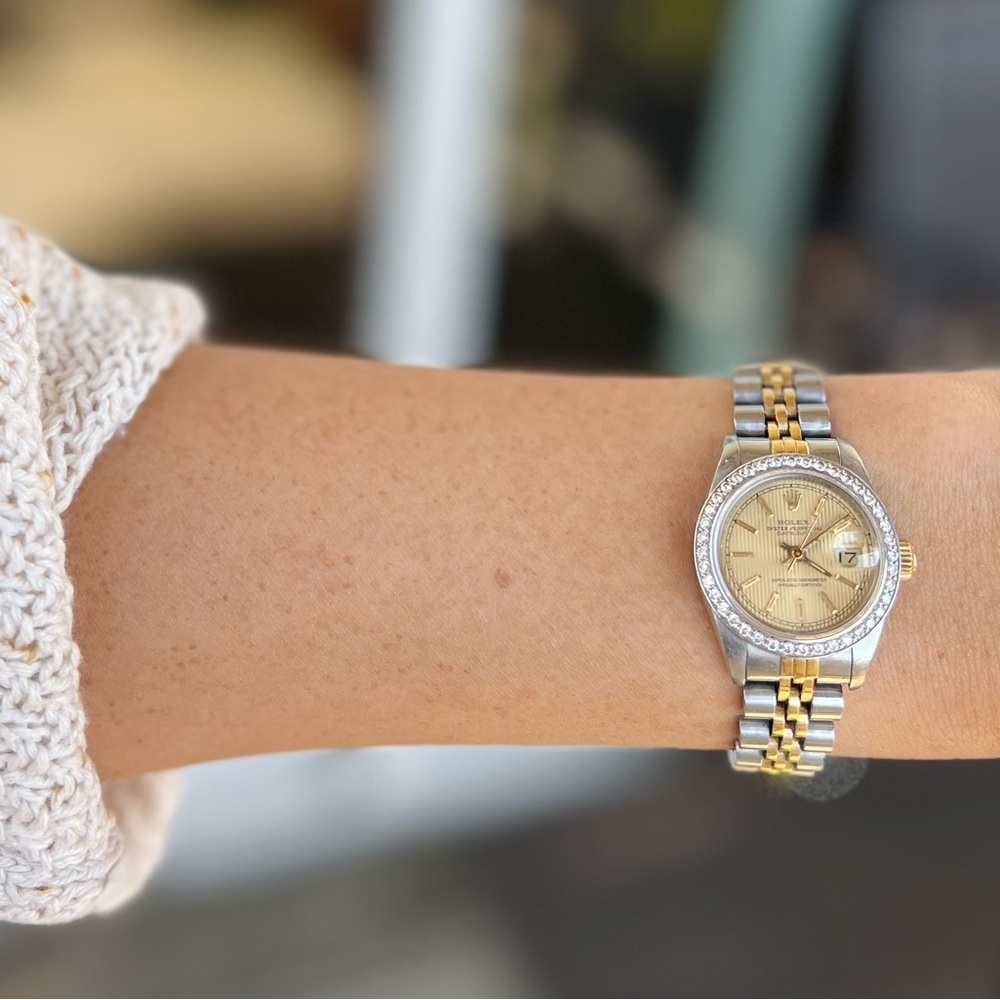 Rolex Lady Datejust Two-Tone 26mm Champagne Dial w/ Diamond Bezel – Box Included